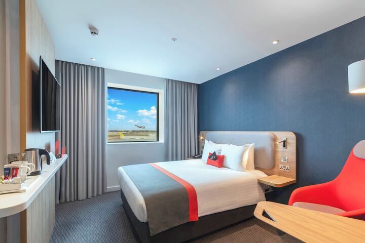 Room 20 of 40