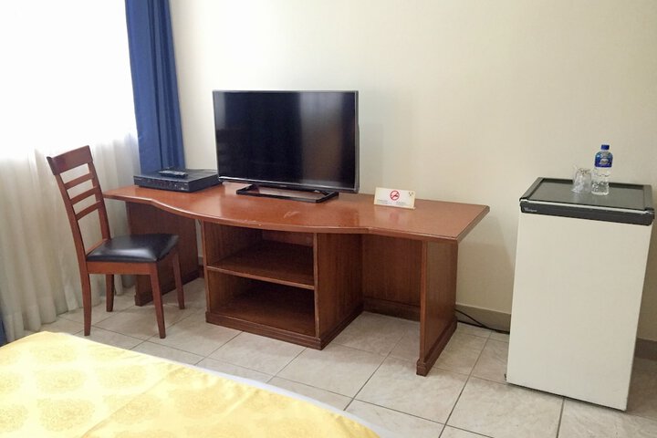 Room 9 of 47