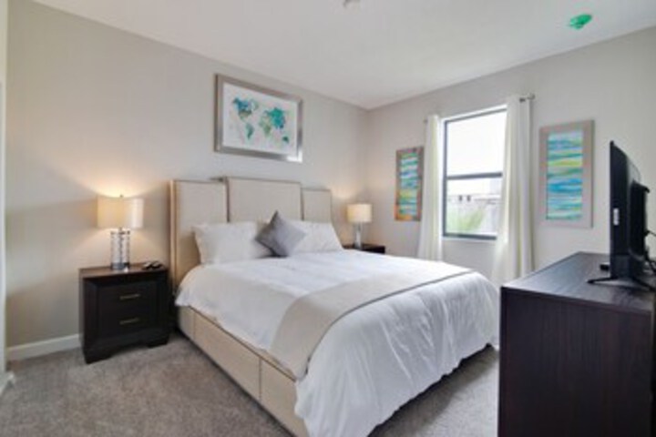 Room 12 of 31