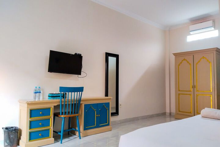 Room 22 of 93