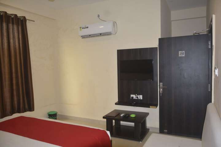 Room 17 of 20