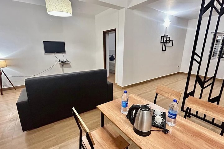 Room 3 of 27