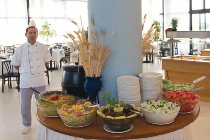 Breakfast/Coffee Service 15 of 25