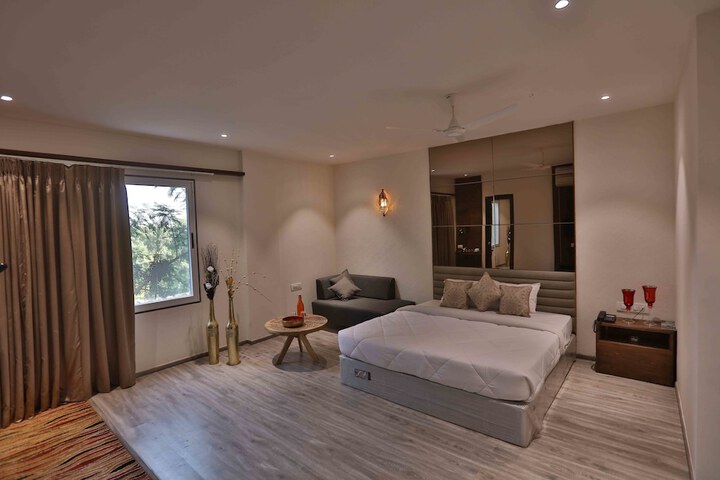 Room 10 of 59