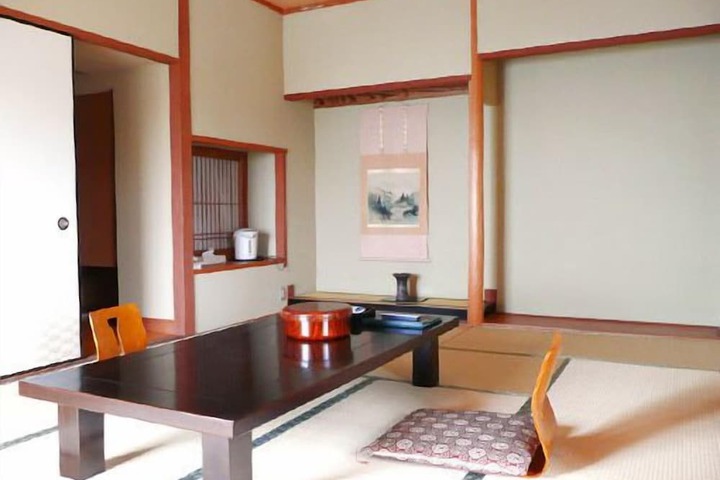 Room 19 of 75