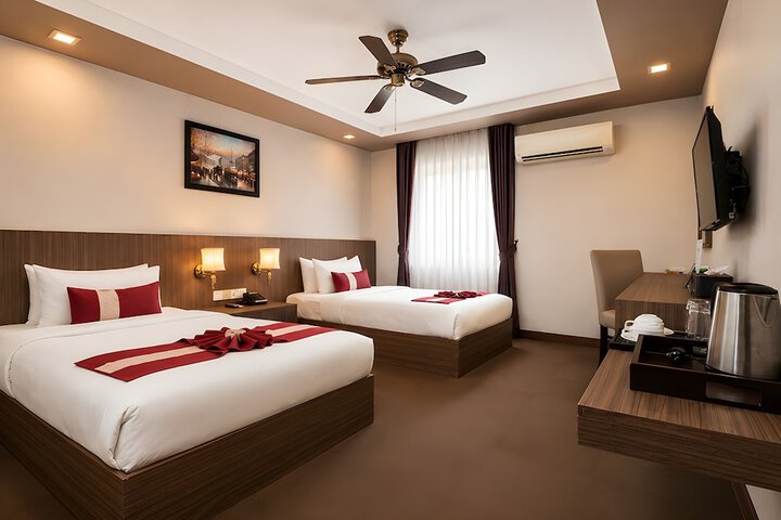 Room 13 of 45