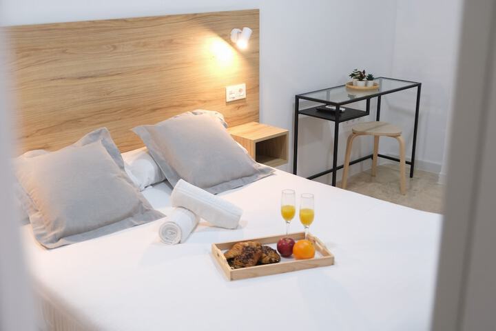 Room 2 of 41