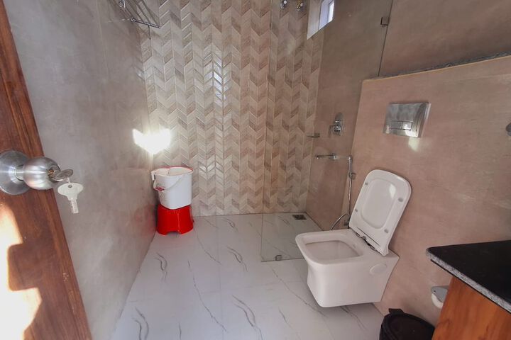 Room 20 of 29