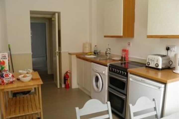 Room 14 of 18