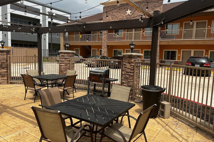 BBQ/picnic area