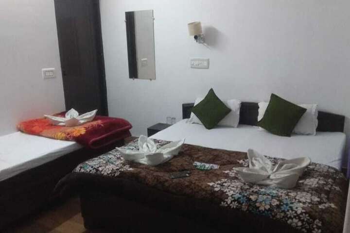 Room 37 of 48