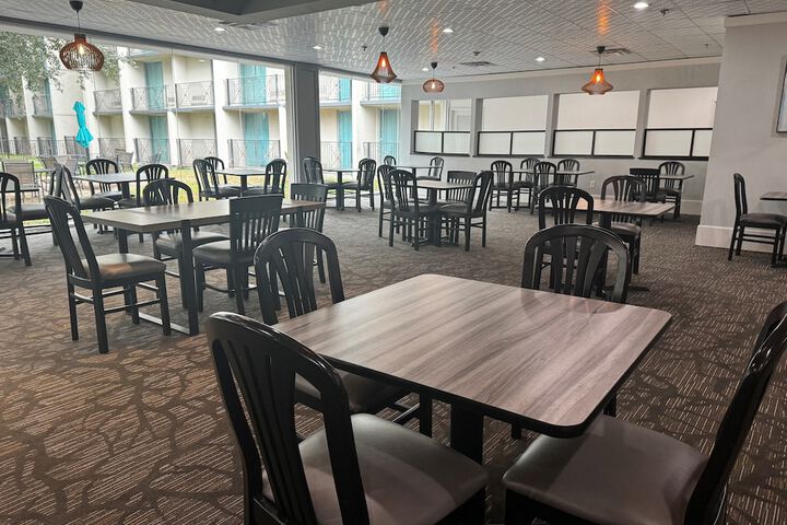 Breakfast area