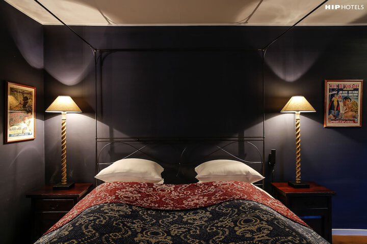 Room 10 of 48