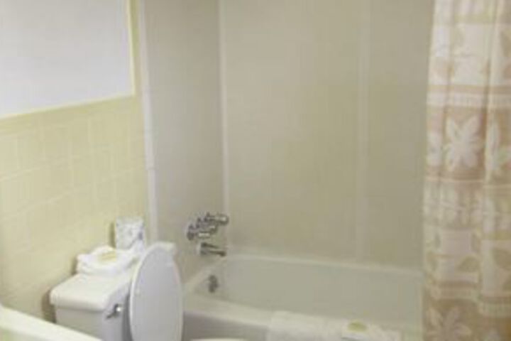 Room 2 of 13