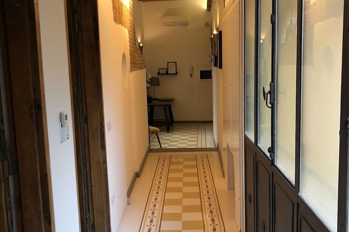 Room 48 of 84