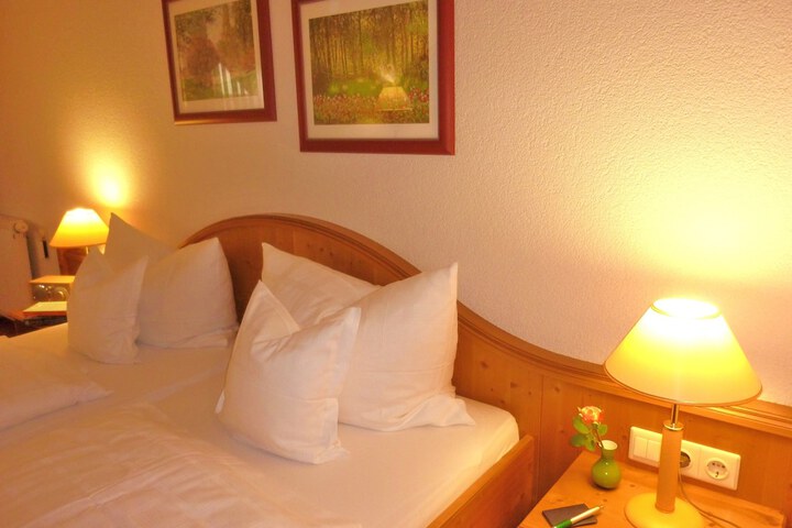 Room 5 of 52