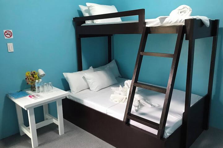 Room 6 of 21