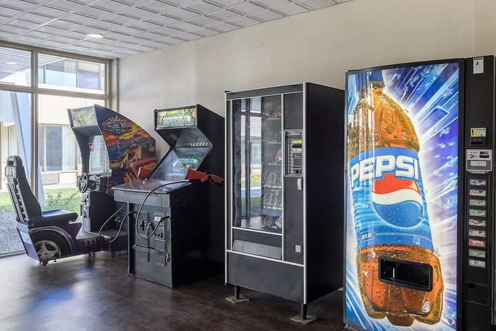 Vending machine