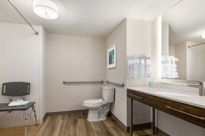 Bathroom shower