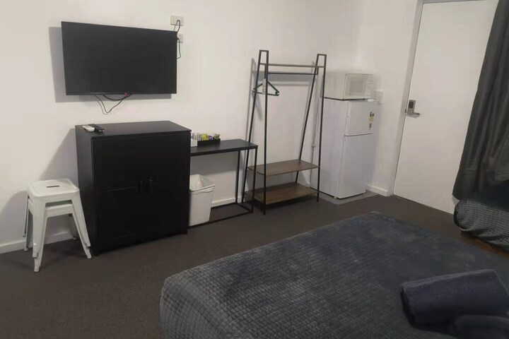 Room 8 of 45