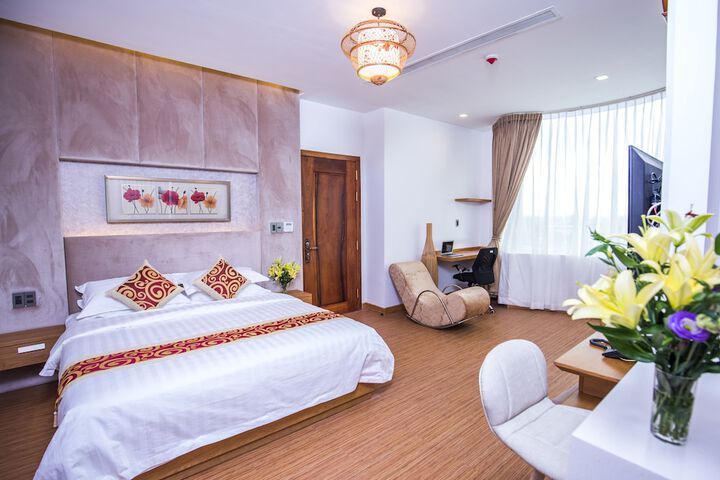 Room 30 of 96