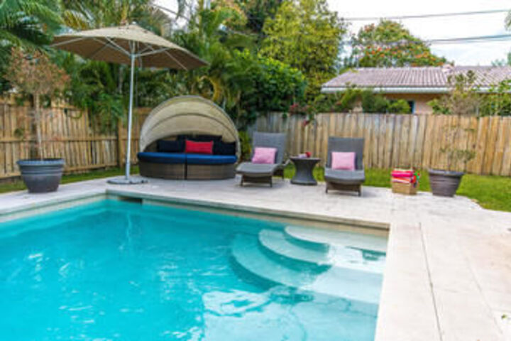 Pool 402 of 524