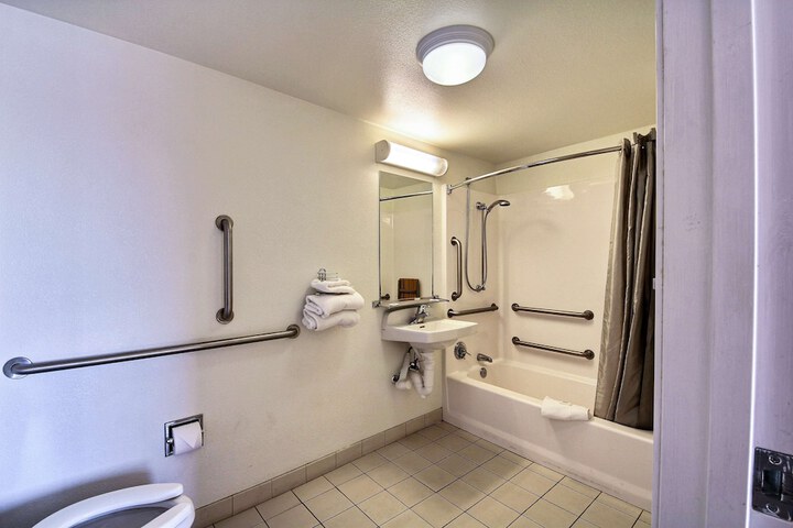 Bath Photo