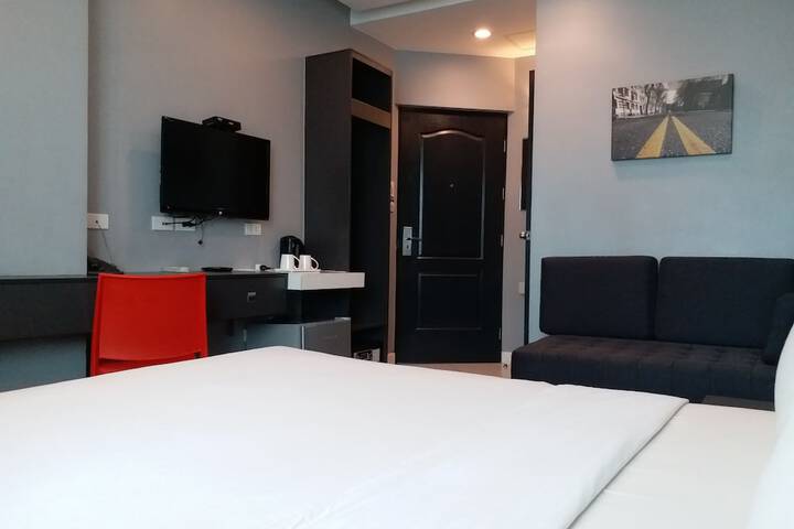 Room 56 of 91