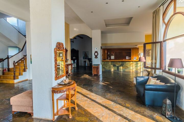 Hotel Interior 3 of 27