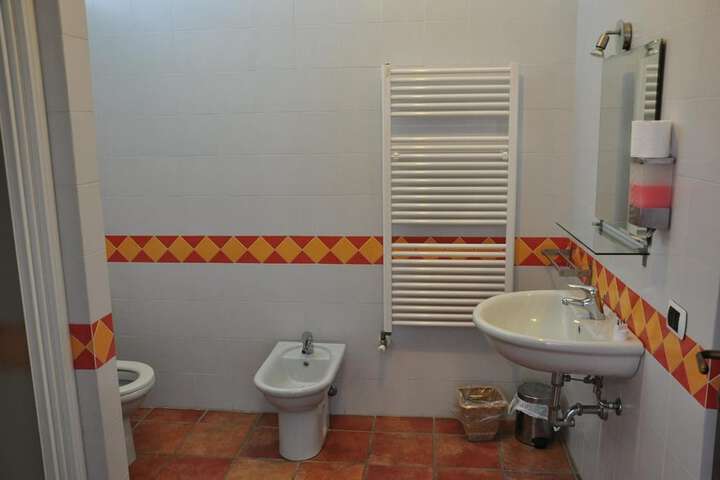 Room 31 of 62