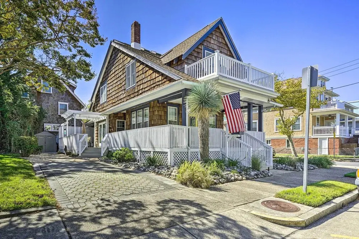 Exterior of Idyllic Atlantic City Home 1 Block to Beach