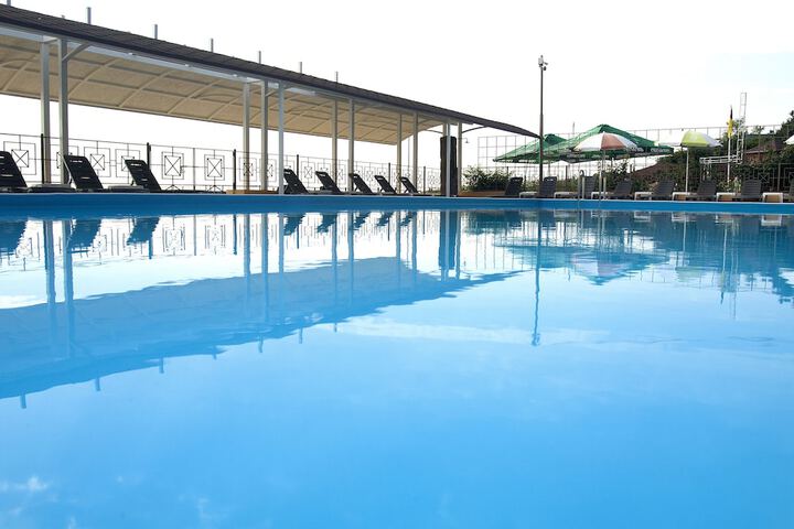 Pool 52 of 119