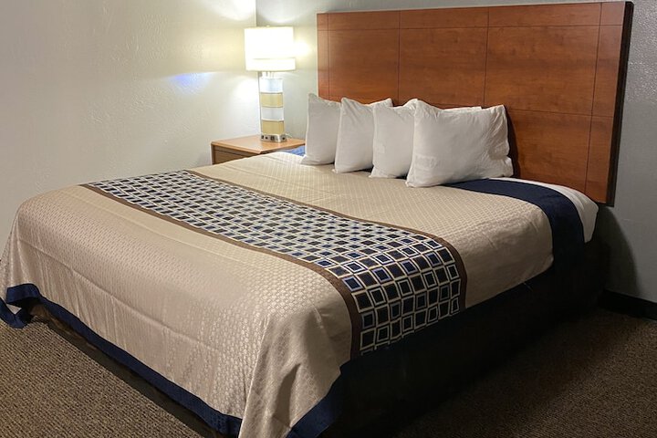 Room 3 of 23
