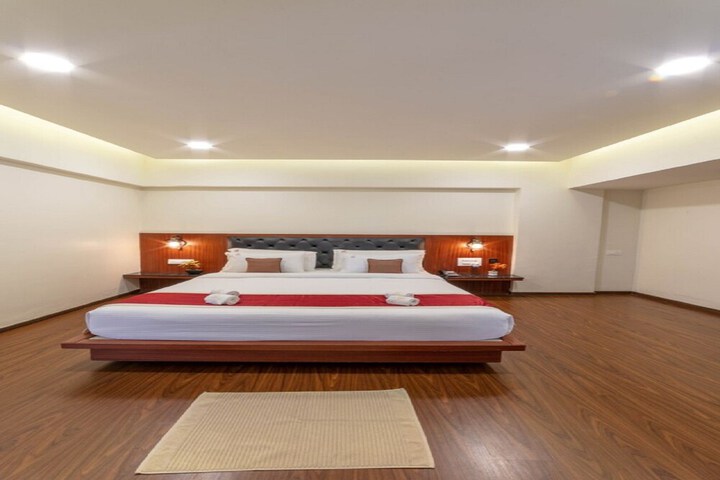 Room 15 of 42