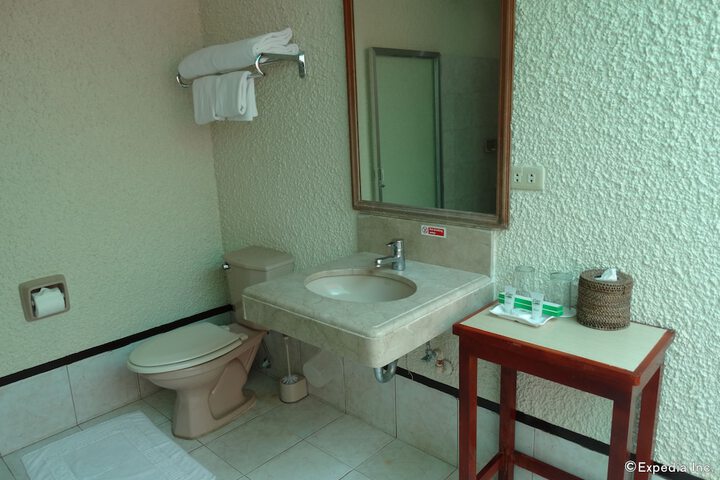 Room 27 of 55