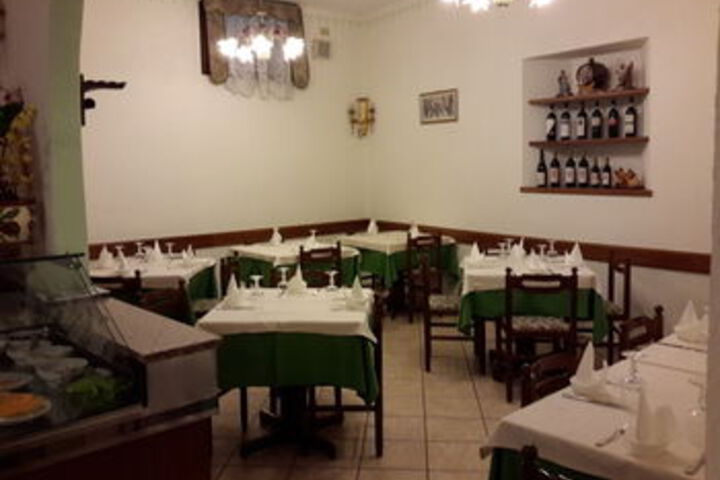 Dining 57 of 62