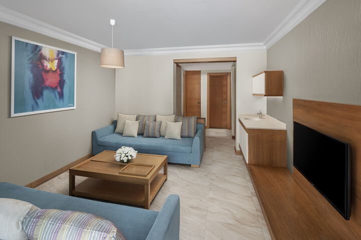 Room 43 of 225