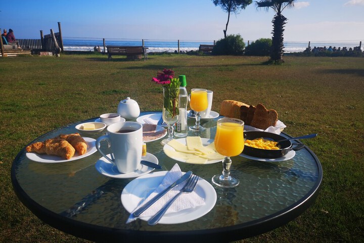 Breakfast/Coffee Service 10 of 40