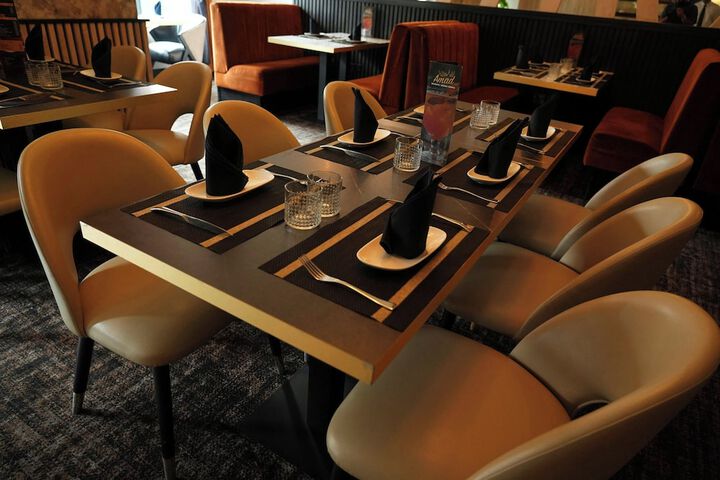 Dining 169 of 208