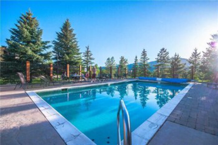 Pool 17 of 27