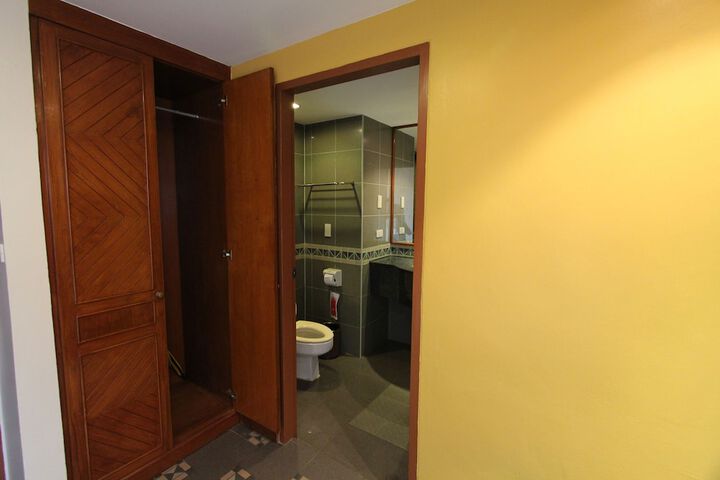 Room 43 of 88