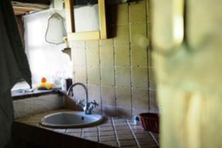Room 4 of 69