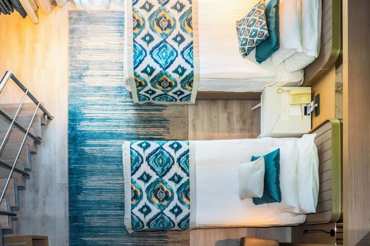 Room 92 of 254