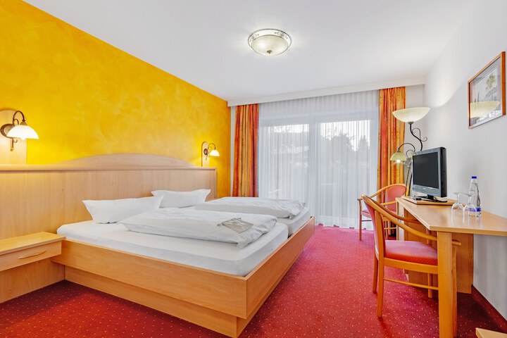 Room 20 of 107