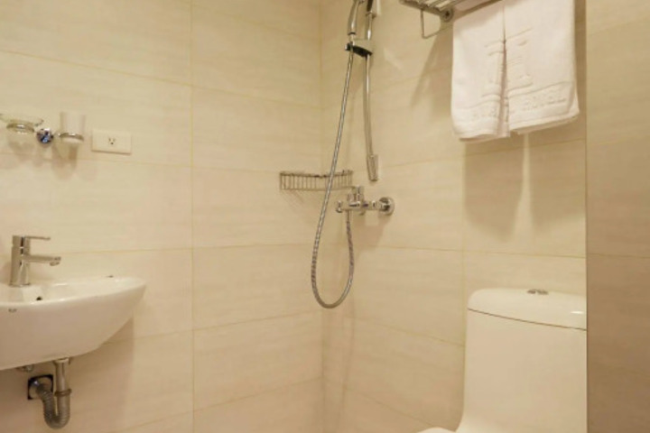 Photo 9