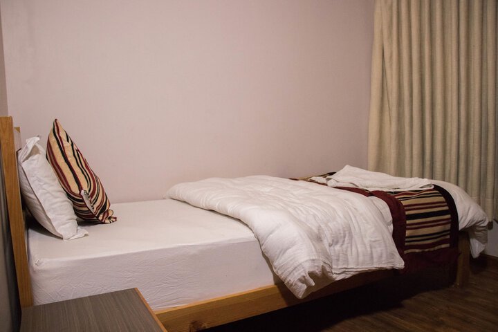 Room 64 of 90