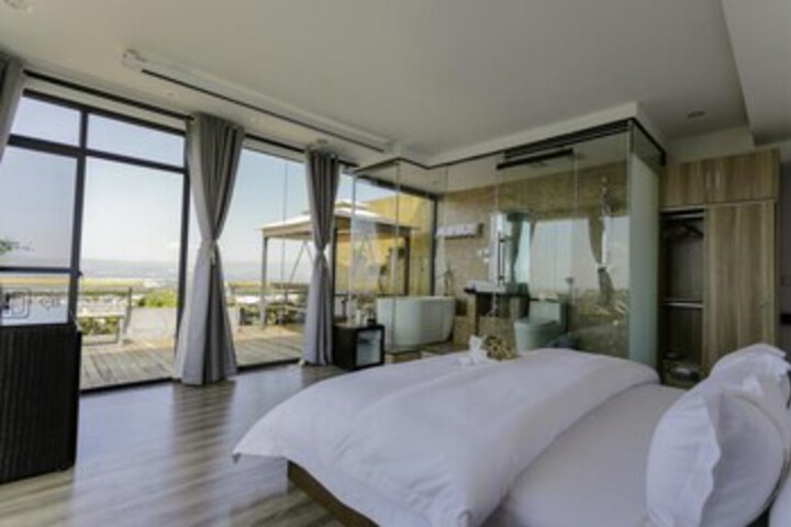 Room 30 of 45