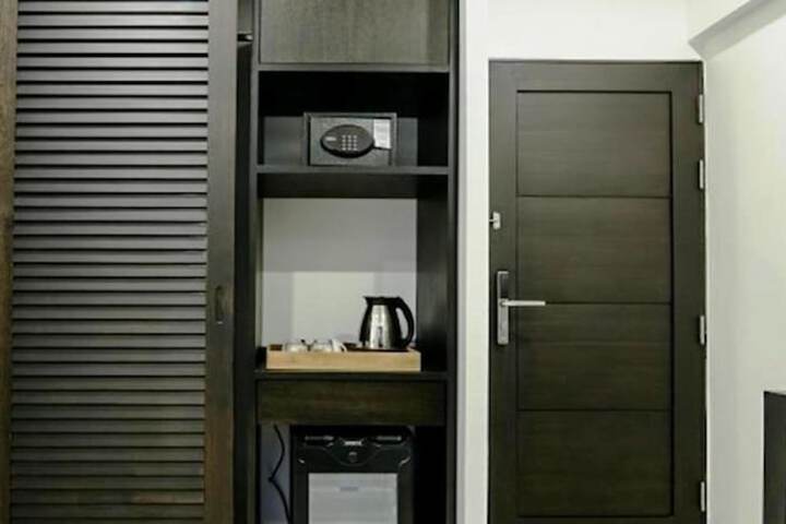 Room 26 of 45