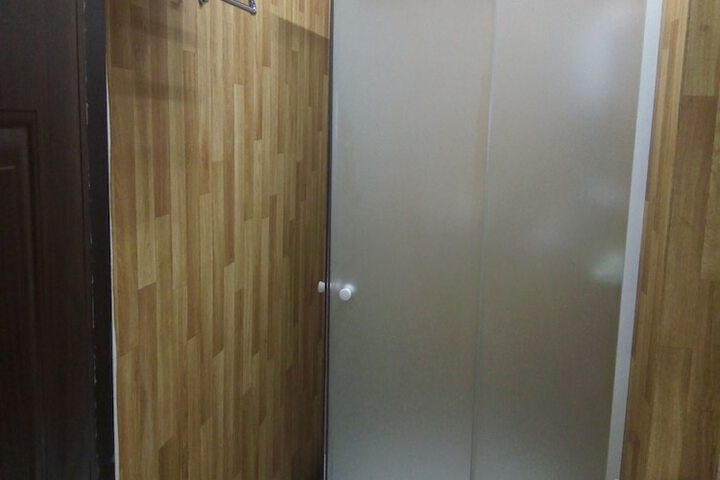 Room 15 of 32