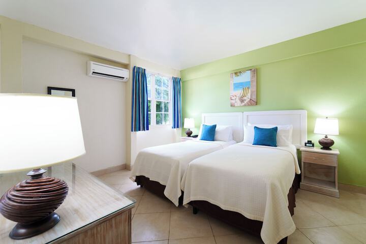 Room 3 of 46